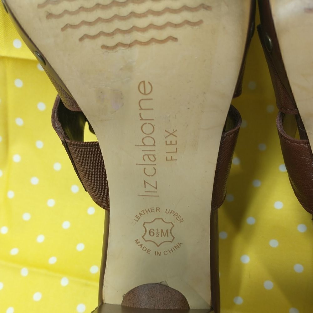 Stylish  Liz Clairborne Flex Brown "Carla" Leather Slides  Size 6.5M - Picture 8 of 9